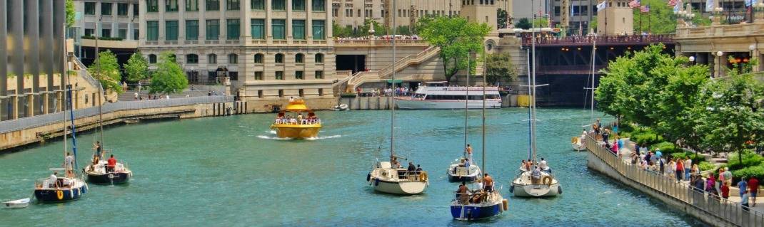 Chicago River in der Downtown von Chicago